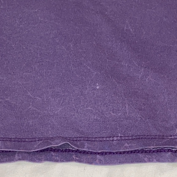 Pink Floyd dark Lavender Tee women’s size medium - 100% cotton - with FLAWS - Picture 7 of 15